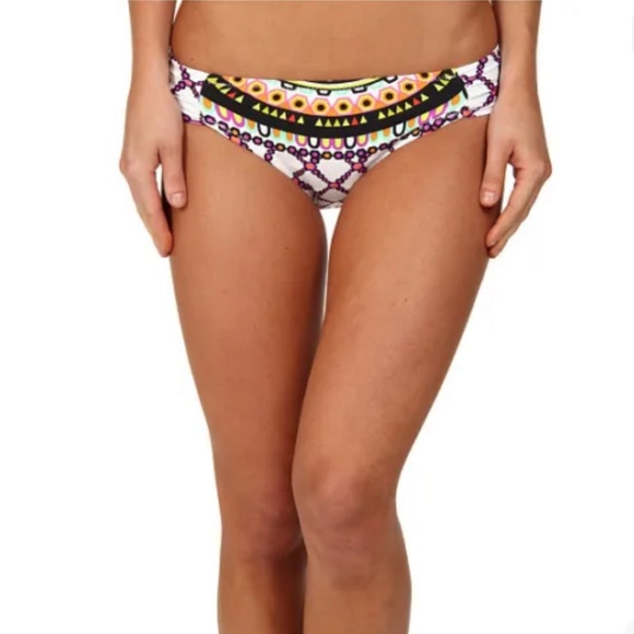 Trina Turk Kon Tiki Twisted printed bandeau top and bottom coordinated set NWT - Picture 3 of 13
